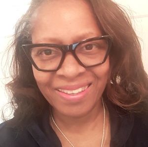 Meet your Posher, Miriam